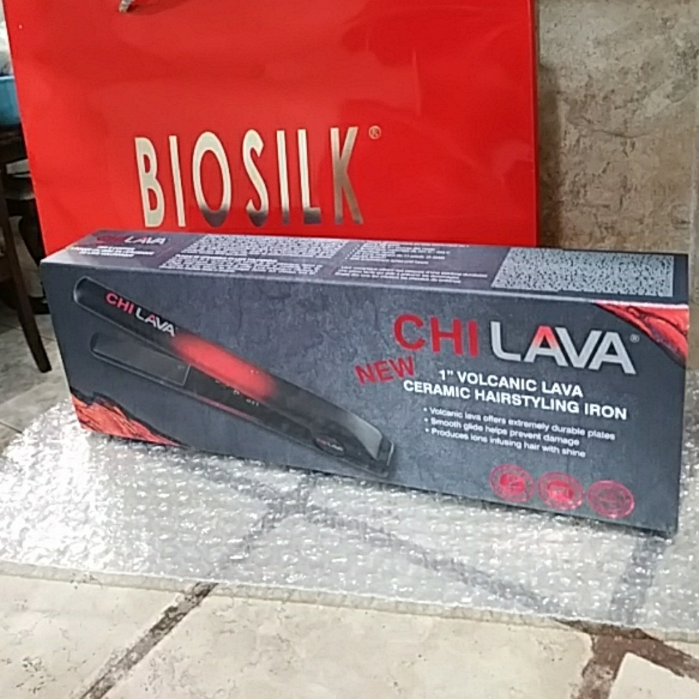 NEW! CHI LAVA ♨ 1" Analog HairStyling Iron